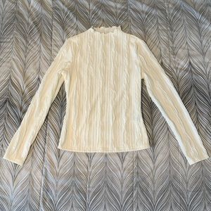 New Womens Medium Long sleeve Lettuce top cream white